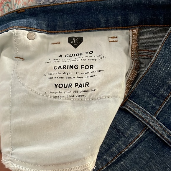 Madewell denim size 26 high-rise shorts - Picture 5 of 6